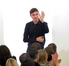 Prada's 2024 Fashion Week Show Proves Bows Are Still Trending