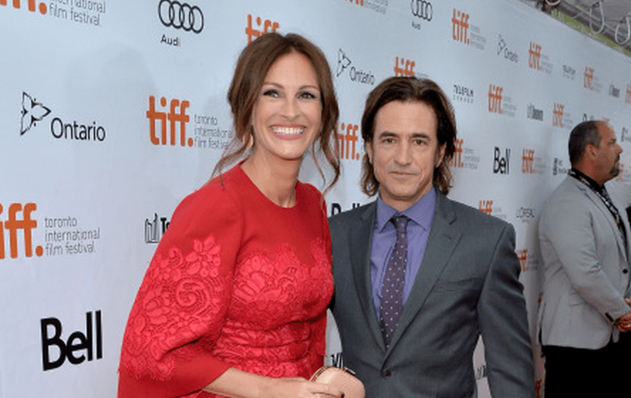 'Judy' TIFF Review: Renée Zellweger Is Mesmerizing