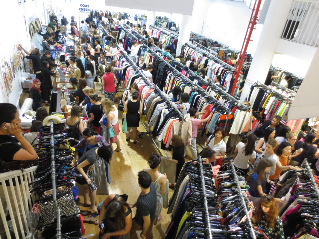 sample-sale-shopping-tips tips on how to shop a sample sale
