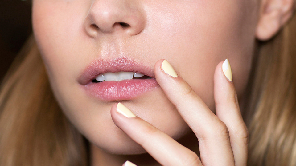 '90s Halloween Costumes Relevant in 2023 & How To Pull 'Em Off