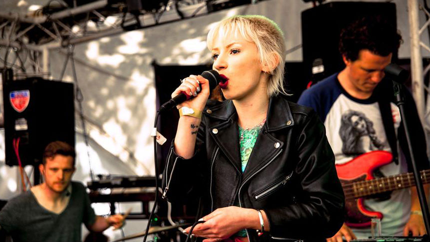 Silver Naked Dresses at the VMAs: J.Lo, Amber Rose, Iggy Azalea