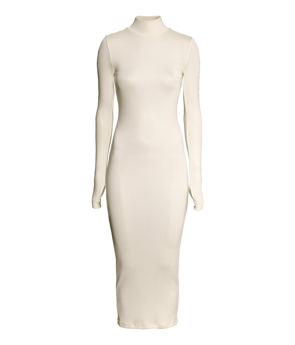 Nicole Richie Made a $40 H&M Dress Look Like a Million Bucks