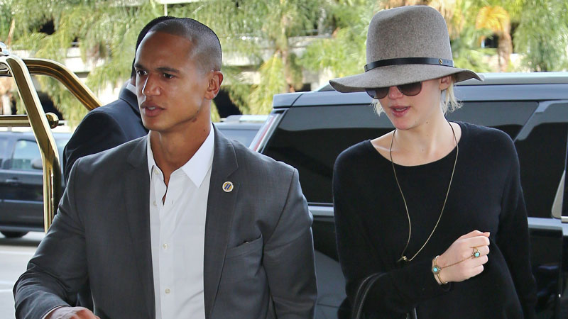 Need: Jennifer Lawrence's Perfect Brownish Berry Lipstick