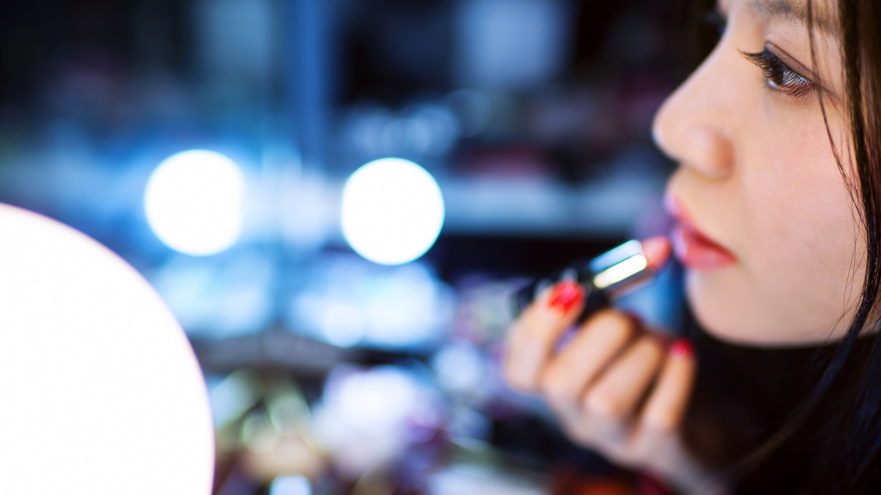 15 Things Men Will Never Understand About Hair and Makeup