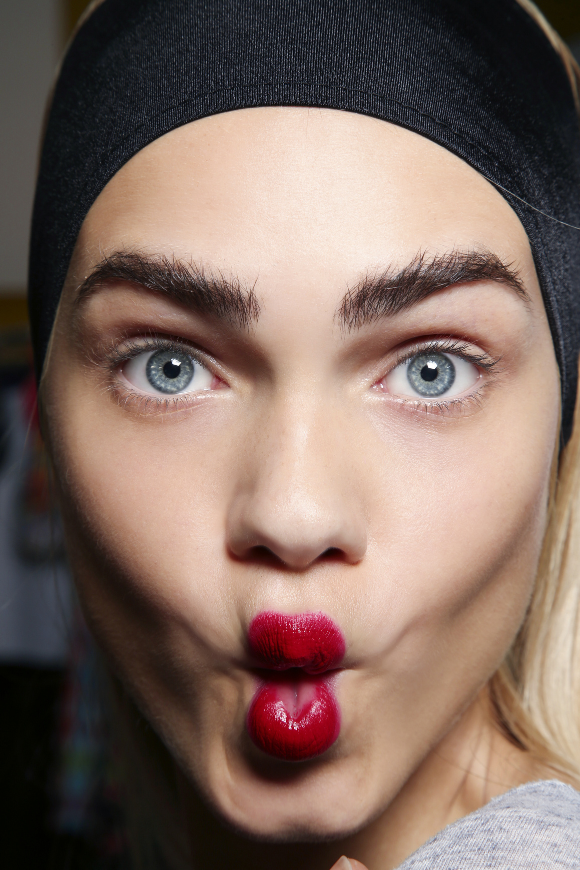 Your Beauty 101 Guide to Makeup Blending