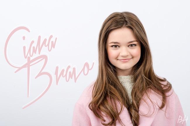 Steal Margot Robbie's Stunning Oscars Beauty Look