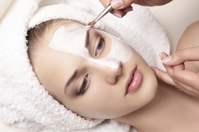 An Honest Peace Out Overnight Face Mask Review in 2025