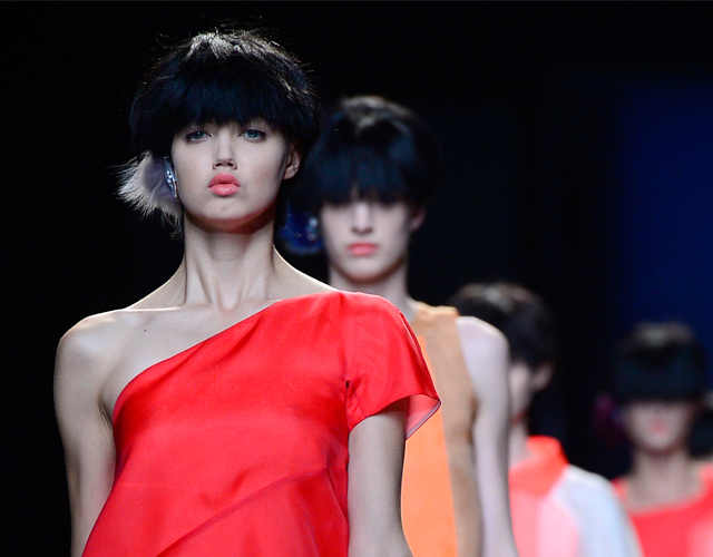 Get Rid of Clogged Pores with These 10 Tricks