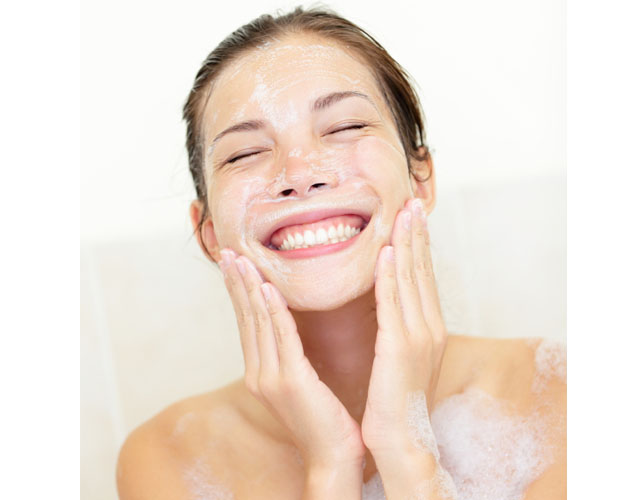 Dr Dennis Gross DermInfusions Fill and Repair Serum Review: Filler in a Bottle