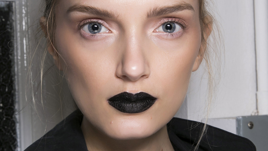 How to Wear Orange Lipstick Without Looking Like a Pumpkin