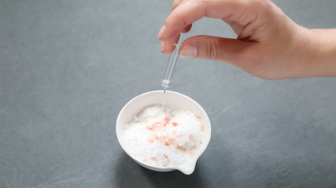 For the makers rose scrub