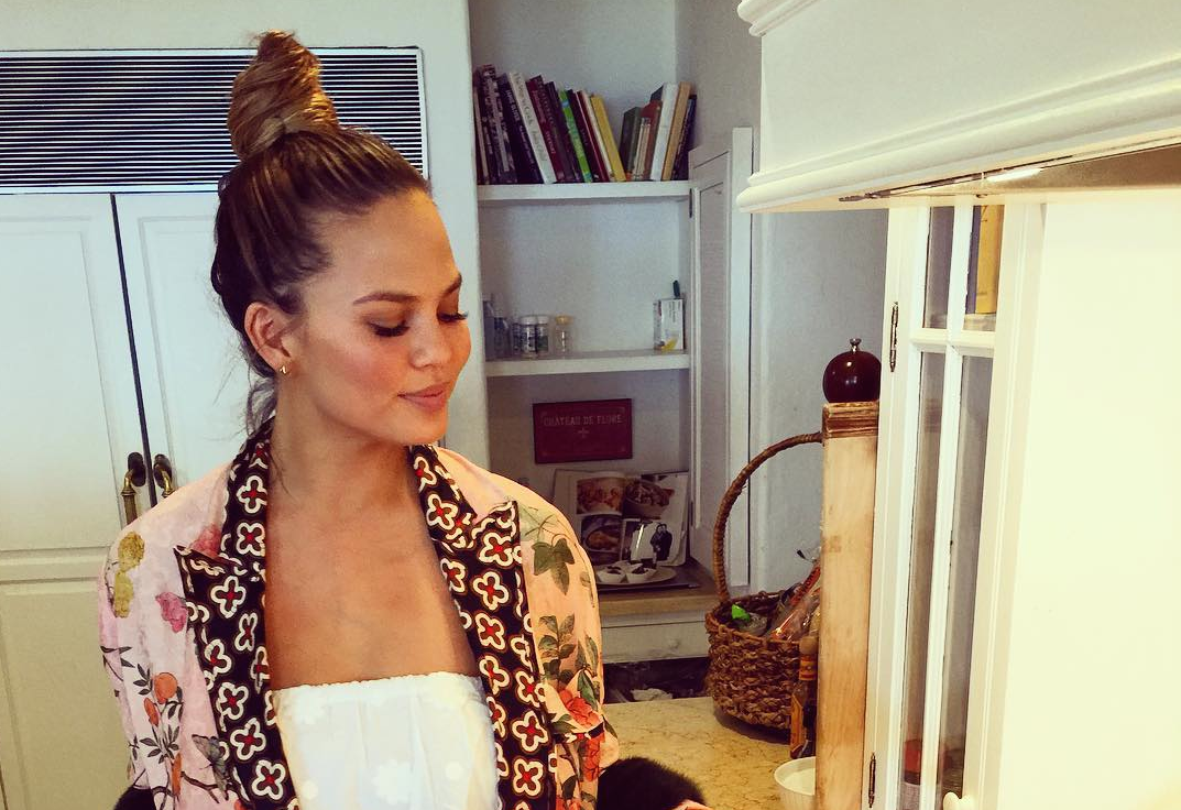 chrissy-teigen-1