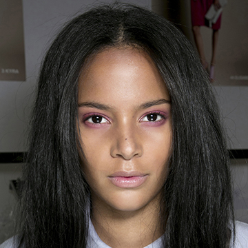 Chloe Fineman Interview: On 'SNL's Drew Barrymore Skit, Pantene & More