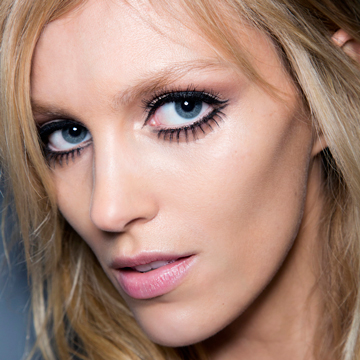 Best Magnetic Fake Eyelash Kits 2021: Shop These Sets on Amazon