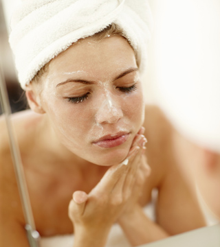10 Weird Things You Never Knew About Your Face Cleanser