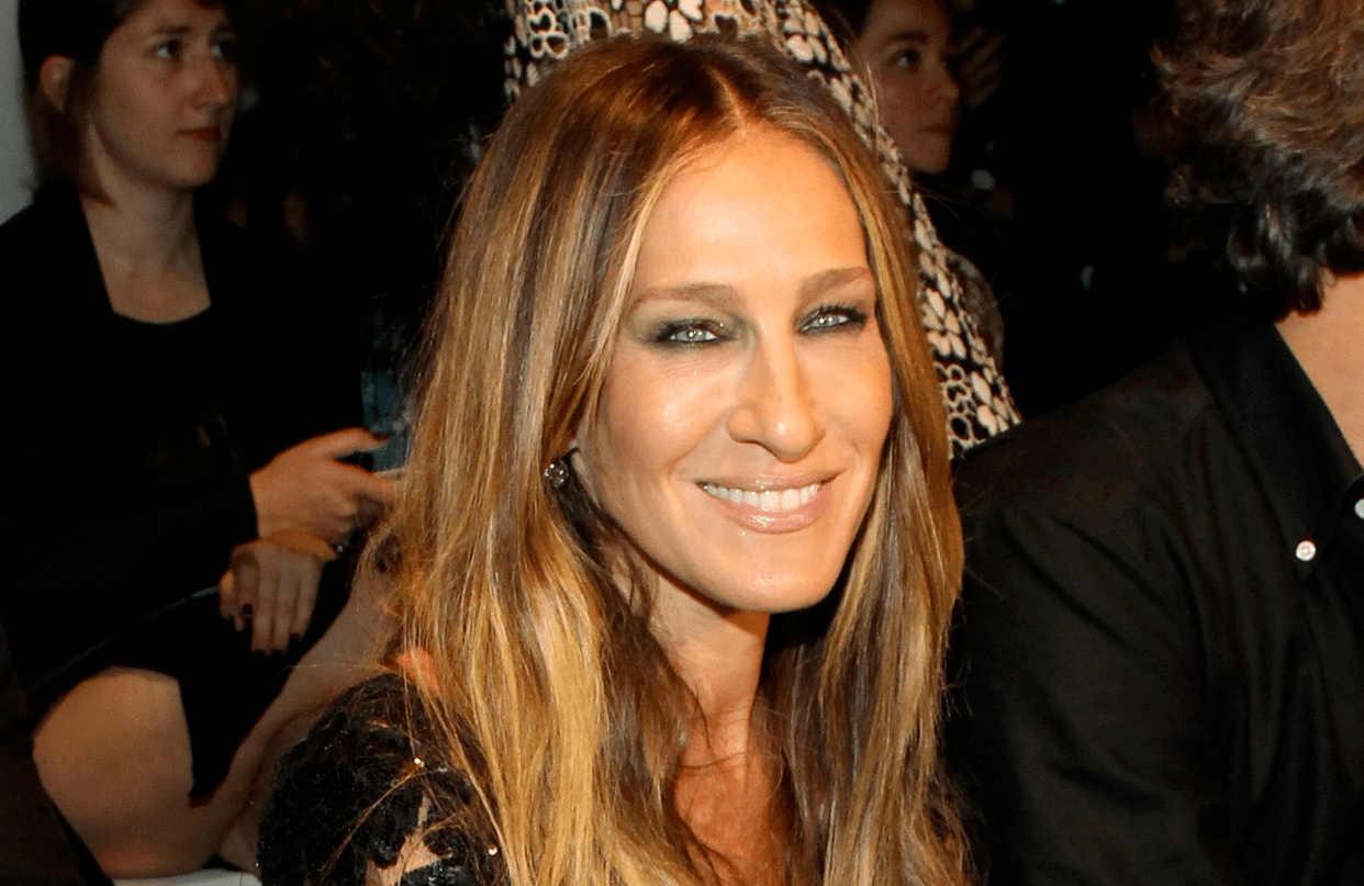 Sarah Jessica Parker Channels Carrie Bradshaw in Poofy Dress