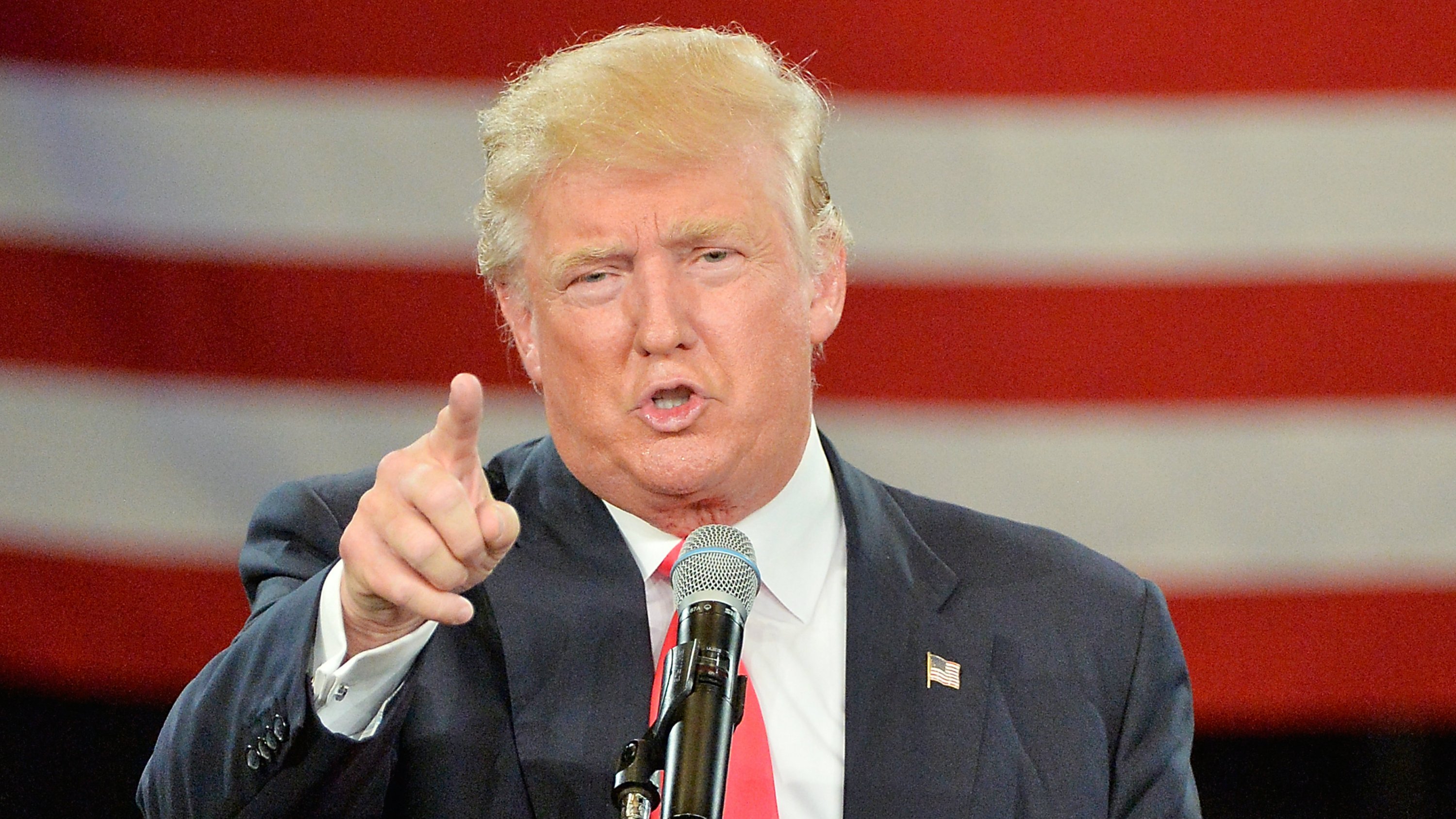 Celebrities Sign Anti-Trump Petition #UnitedAgainstHate