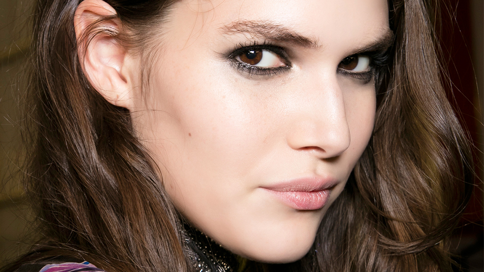 black eyeliner inspo