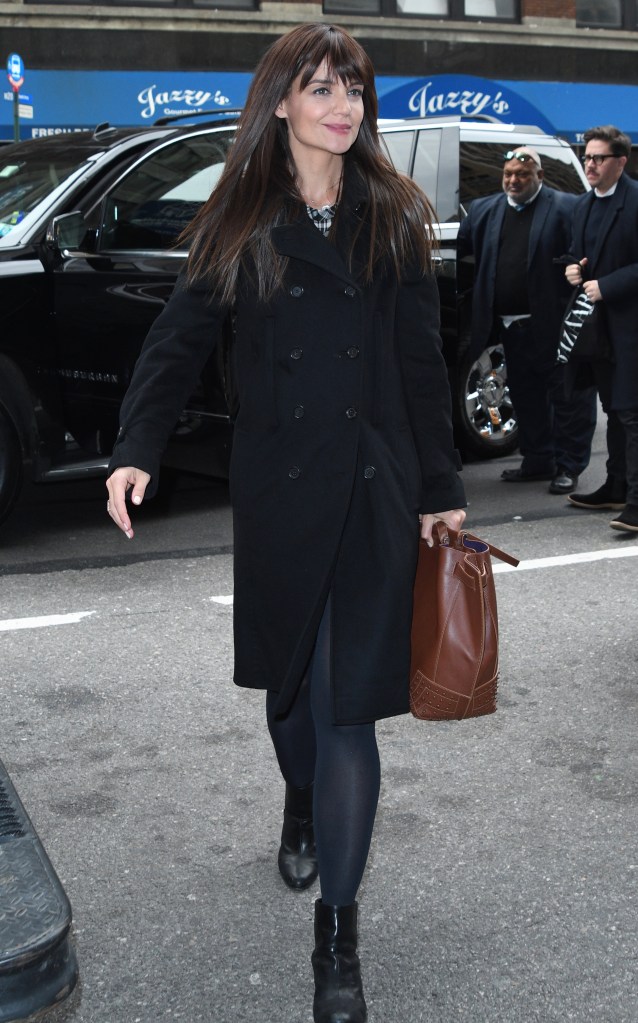 katie-holmes-bangs-1