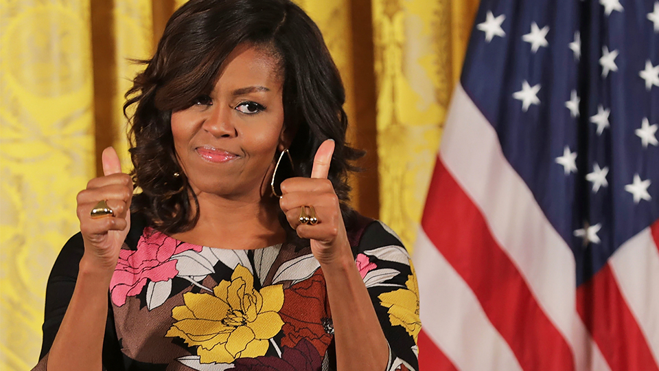 michelle obama haircut lob short hair