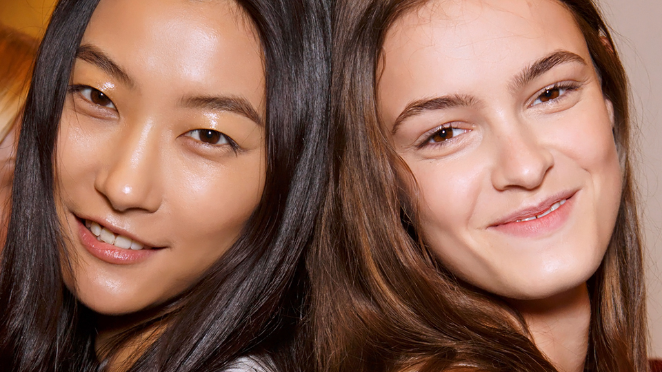 Acure Organics' Brightening Facial Scrub Will Change You