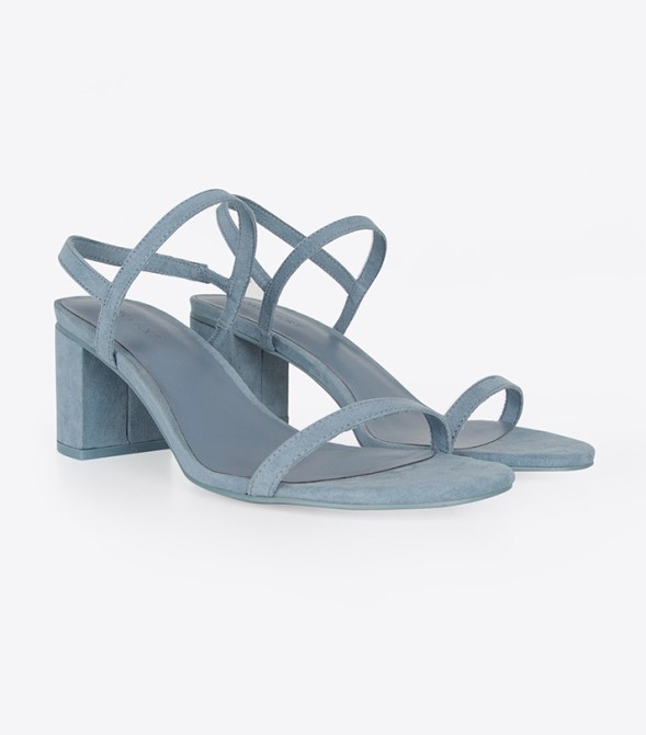 The Internet Would Like You To Replace Your Shoes With These: Oak Fort Light Blue Slingback Sandal