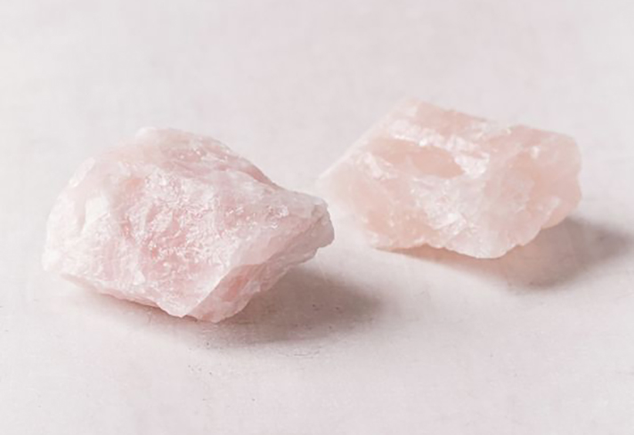 STYLECASTER | Literally Just 101 Stocking Stuffers That Are Worth the Buy