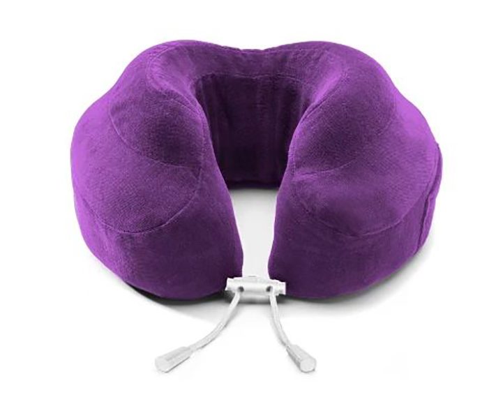 STYLECASTER | 27 Luxe Travel Must-Haves That Promise to Elevate Your Holiday Season