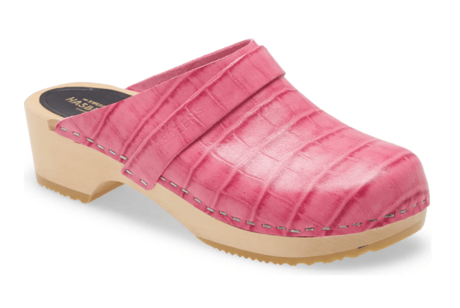 STYLECASTER | Fall Winter Clogs