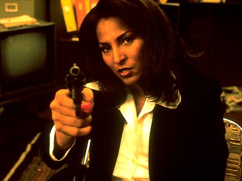 Jackie Brown’s Wide-Lapel Suit in ‘Jackie Brown’