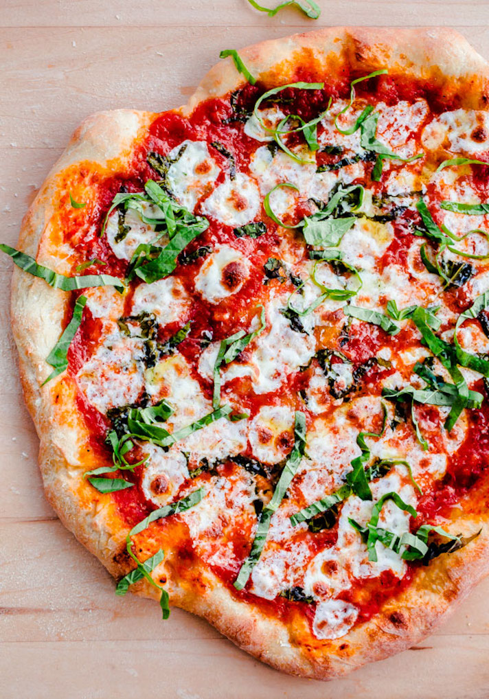 STYLECASTER | 17 Fancy Date Night Dinners That Are Actually Super Easy | Margherita Pizza