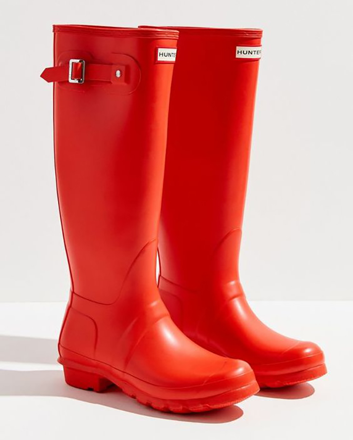 STYLECASTER | Cute Rain Boots Exist, and We've Found Them