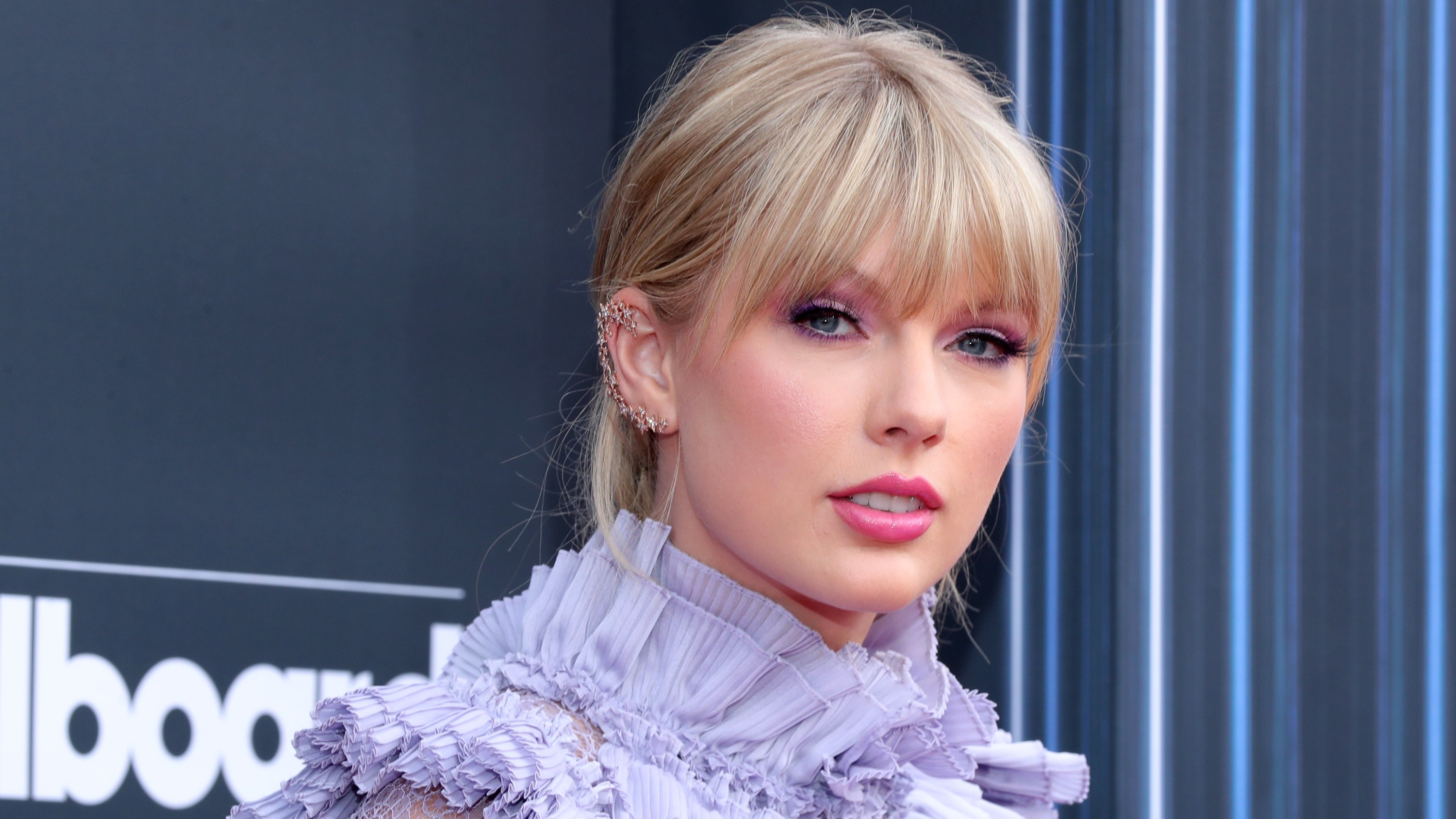 Taylor Swift You Need to Calm Down Video Hair Is Literally Perfect