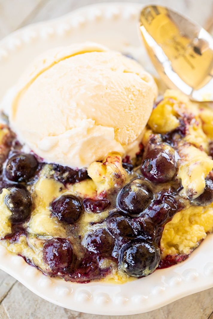 STYLECASTER | 17 Summer Dump Cakes That Literally Couldn't Be Easier | Lemon Blueberry Dump Cake