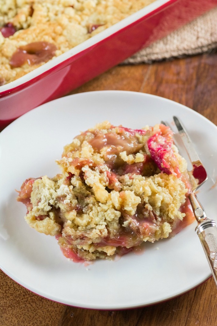 STYLECASTER | 17 Summer Dump Cakes That Literally Couldn't Be Easier | Rhubarb Dump Cake