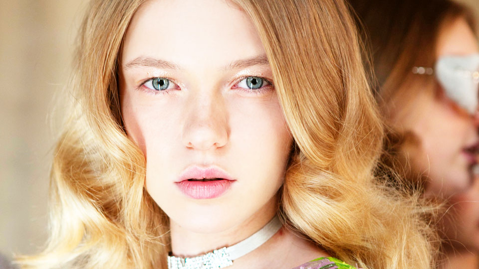 You Apply Serum to Your Face; Here's Why You Should to Your Scalp Too | STYLECASTER