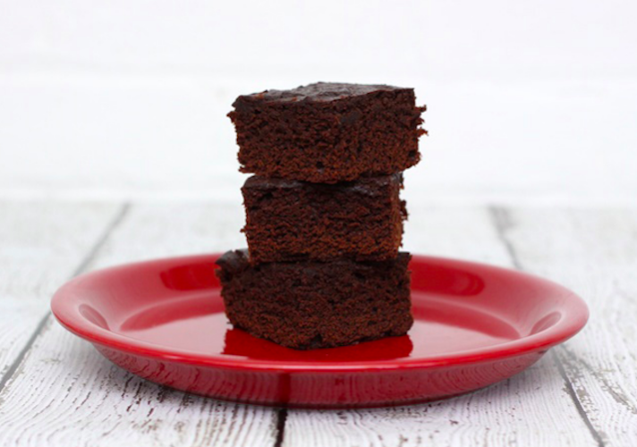 STYLECASTER | 15 Slow-Cooker Brownie Recipes You Won't Be Able to Stop Eating | Nutella Brownies