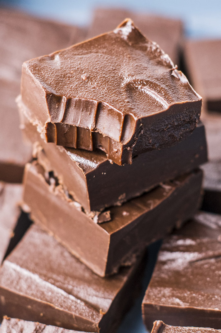 STYLECASTER | New Year's Eve Recipes You Can Make in a Slow-Cooker | Fudge