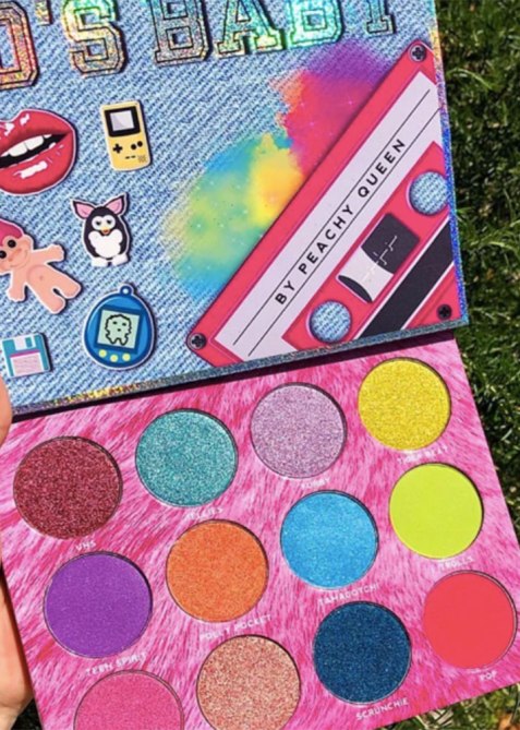 summer-eyeshadow-peachy-queen