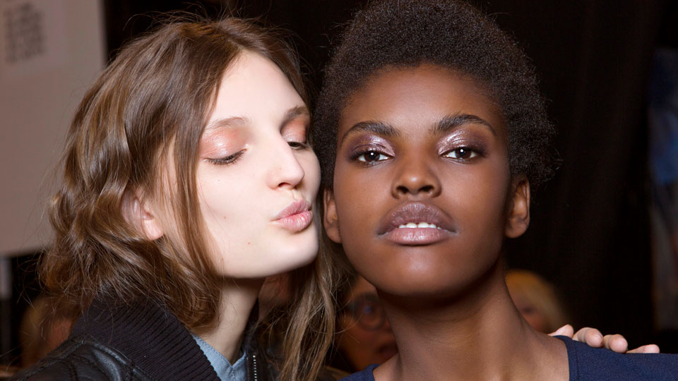 Skin-Blurring Moisturizers That Won't Emphasize Pores | STYLECASTER