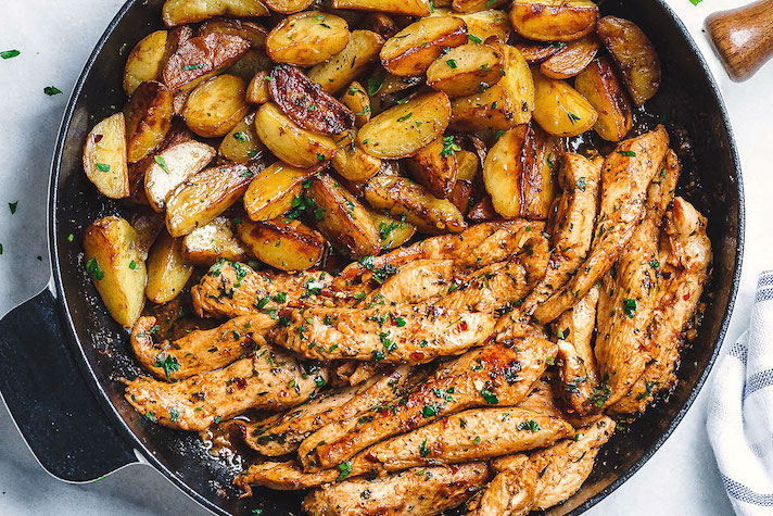 STYLECASTER | Easy Weeknight Chicken Recipes That Are Perfect for Fall | Garlic Butter Chicken and Potato Skillet