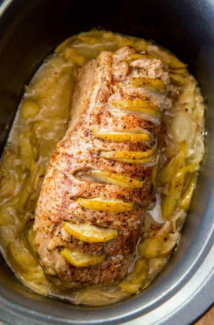 STYLECASTER | 15 Slow-Cooker Apple Recipes For When You Come Home From The Orchard | Honey-Apple Pork Loin