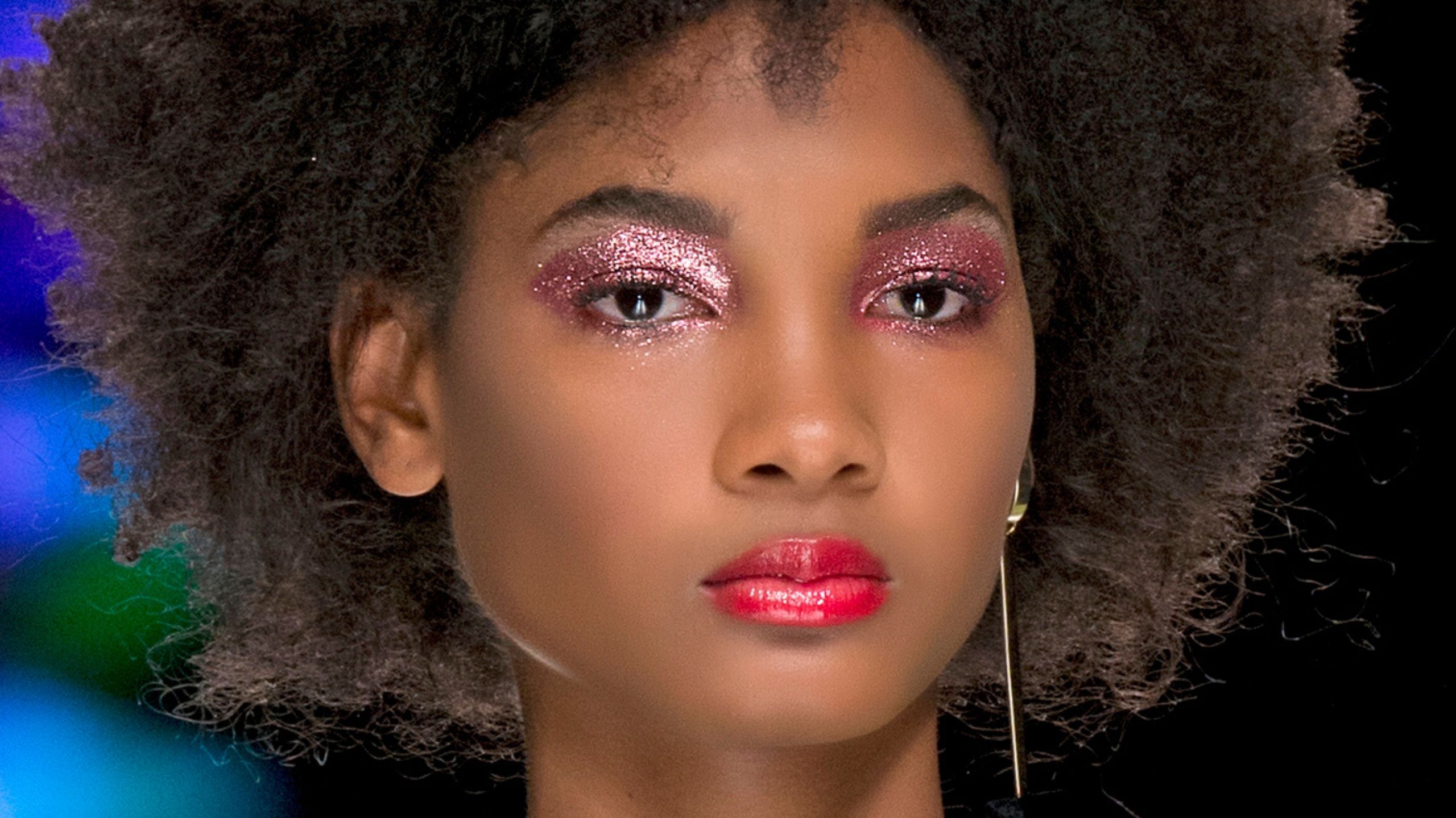 model glitter eyeshadow