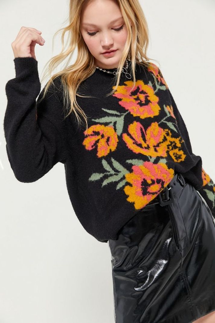 STYLECASTER | Urban Outfitters Black Friday 2019 Sale