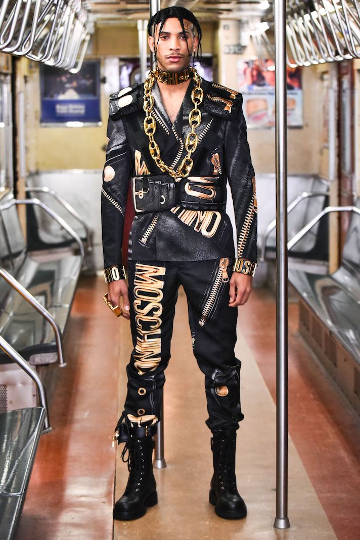 STYLECASTER | Moschino Pre-Fall 2020 Runway