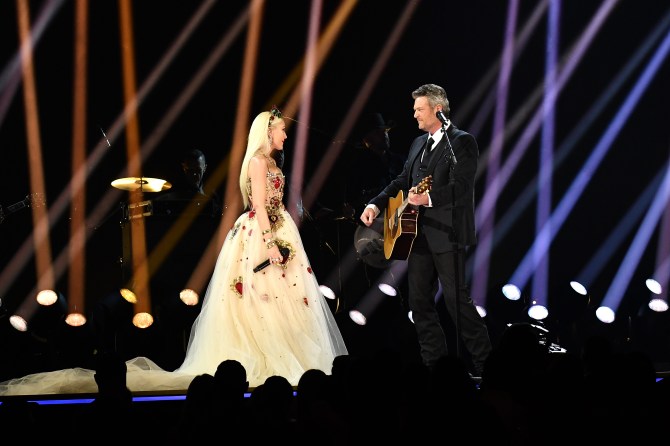Blake Shelton & Gwen Stefani Grammys 2020