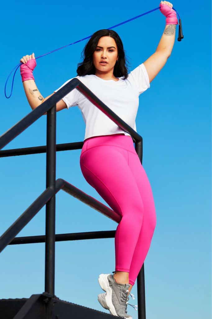 STYLECASTER | Demi Lovato x Fabletics | pink leggings