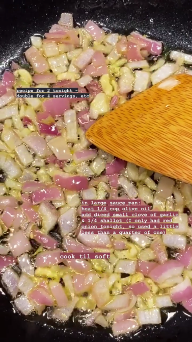 STYLECASTER | Gigi Hadid Vodka Sauce Recipe 