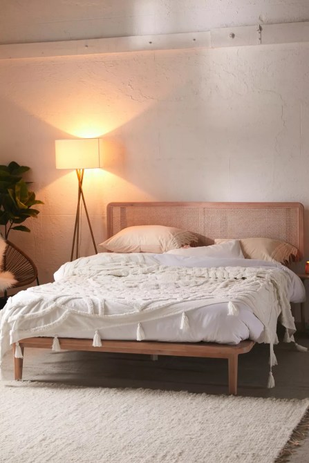 Marte Platform Bed