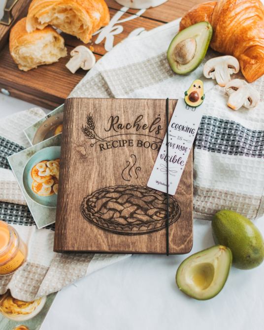 STYLECASTER | Mother's Day gift guide Etsy